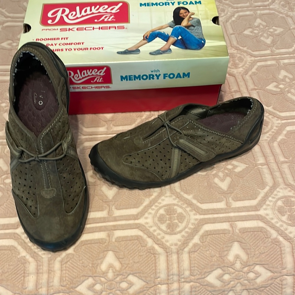 Size 7 ladies casual shoes